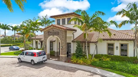 3785 NE 2nd Street Homestead FL 33033