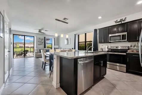 3785 NE 2nd Street Homestead FL 33033