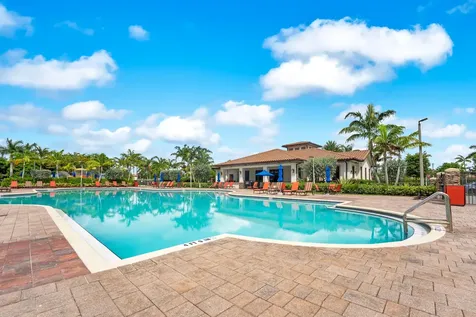 3785 NE 2nd Street Homestead FL 33033
