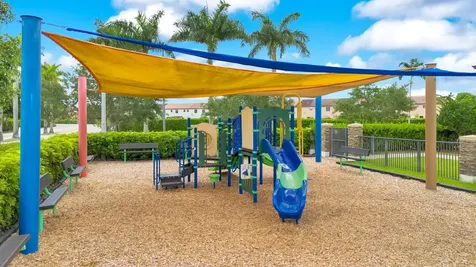 3785 NE 2nd Street Homestead FL 33033