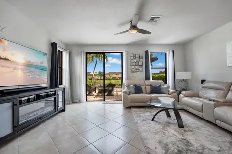 3785 NE 2nd Street Homestead FL 33033
