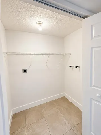 5728 5728 Blueberry Ct, Unit #38 Circle Lauderhill FL 33313