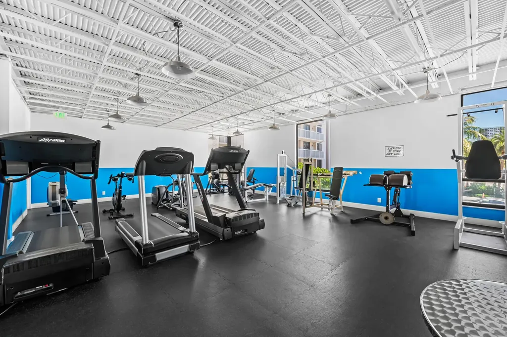 1500 S Ocean Drive Hollywood FL 33019