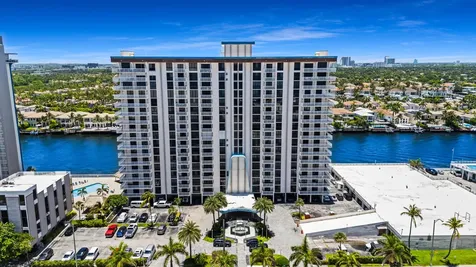 1500 S Ocean Drive Hollywood FL 33019