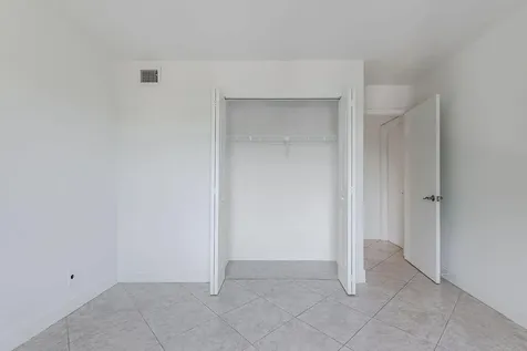 617 Sea Pine Way Greenacres FL 33415