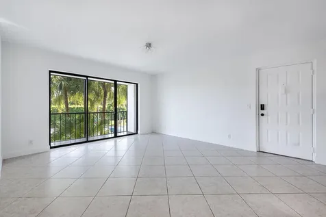 617 Sea Pine Way Greenacres FL 33415