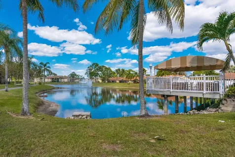 617 Sea Pine Way Greenacres FL 33415