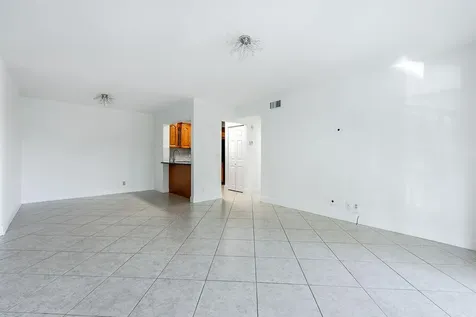 617 Sea Pine Way Greenacres FL 33415
