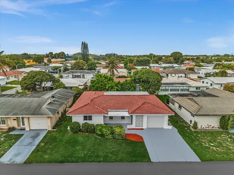 5715 NW 86th Avenue Tamarac FL 33321