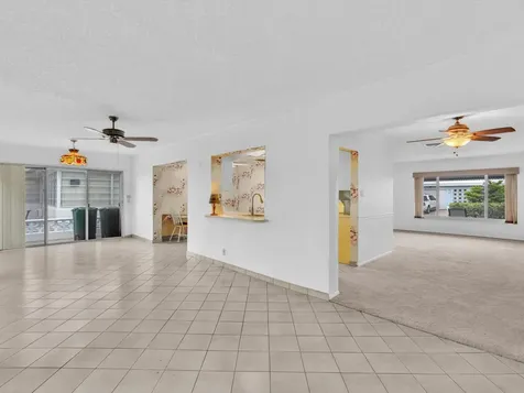 5715 NW 86th Avenue Tamarac FL 33321
