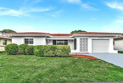 5715 NW 86th Avenue Tamarac FL 33321