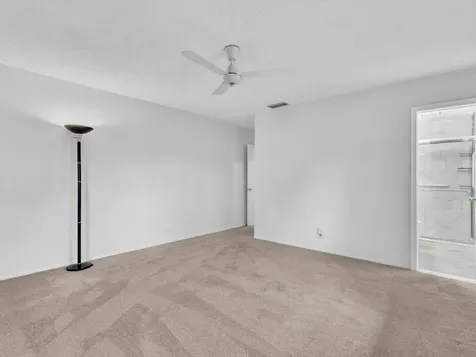 5715 NW 86th Avenue Tamarac FL 33321