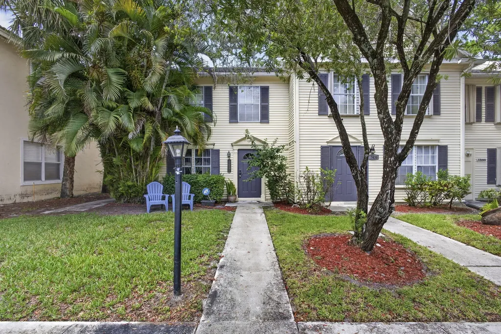13436 Old Englishtown Road Wellington FL 33414