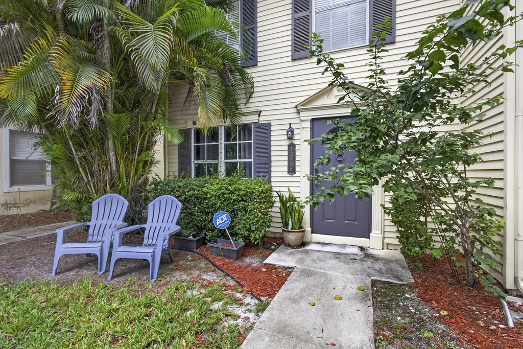 13436 Old Englishtown Road Wellington FL 33414