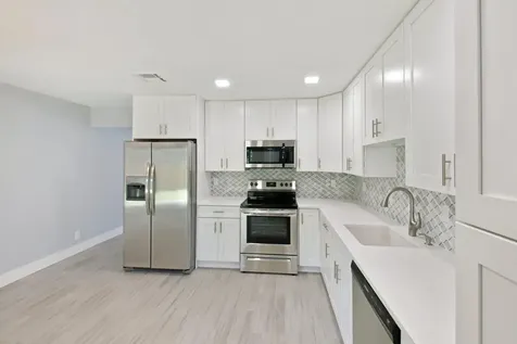 9128 Roan Lane West Palm Beach FL 33403