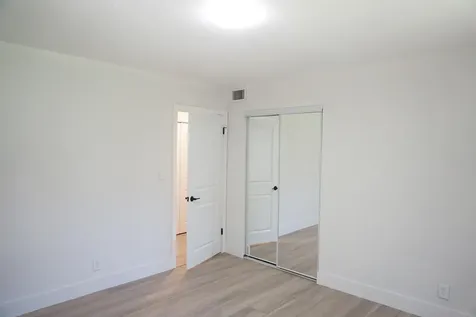 310 SW 1st Avenue Boynton Beach FL 33435