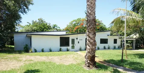 310 SW 1st Avenue Boynton Beach FL 33435