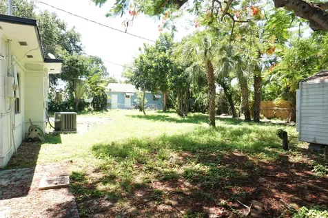310 SW 1st Avenue Boynton Beach FL 33435