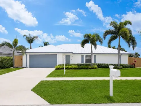 30 Chestnut Trail Tequesta FL 33469