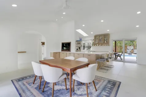 30 Chestnut Trail Tequesta FL 33469
