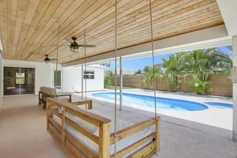 30 Chestnut Trail Tequesta FL 33469