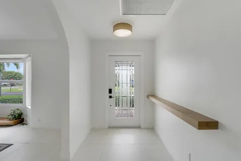 30 Chestnut Trail Tequesta FL 33469