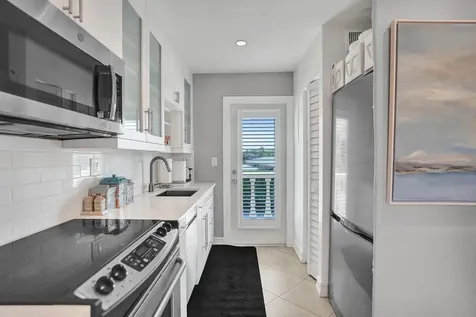 60 Venetian Drive Delray Beach FL 33483