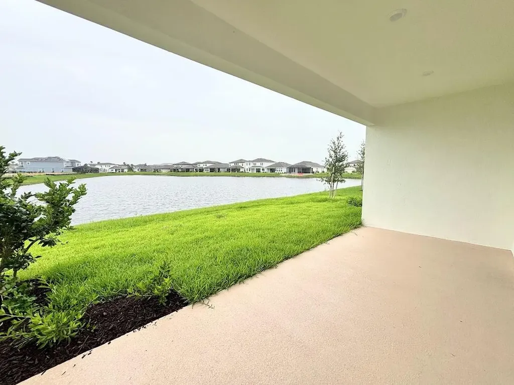 9299 SW Lorenzo Way Port St Lucie FL 34987