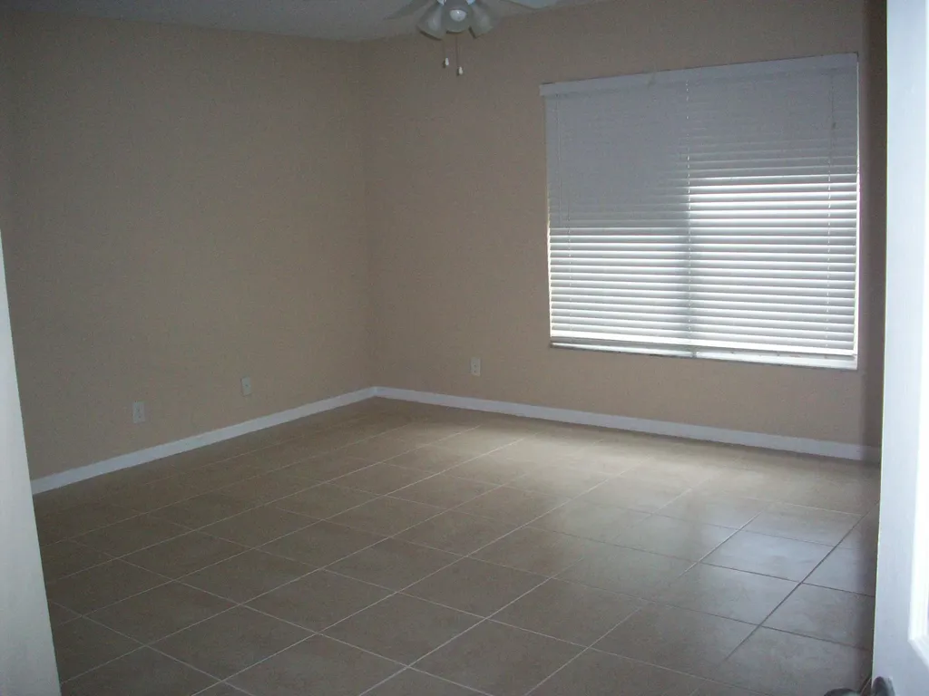 1862 SW Grant Avenue Port St Lucie FL 34953