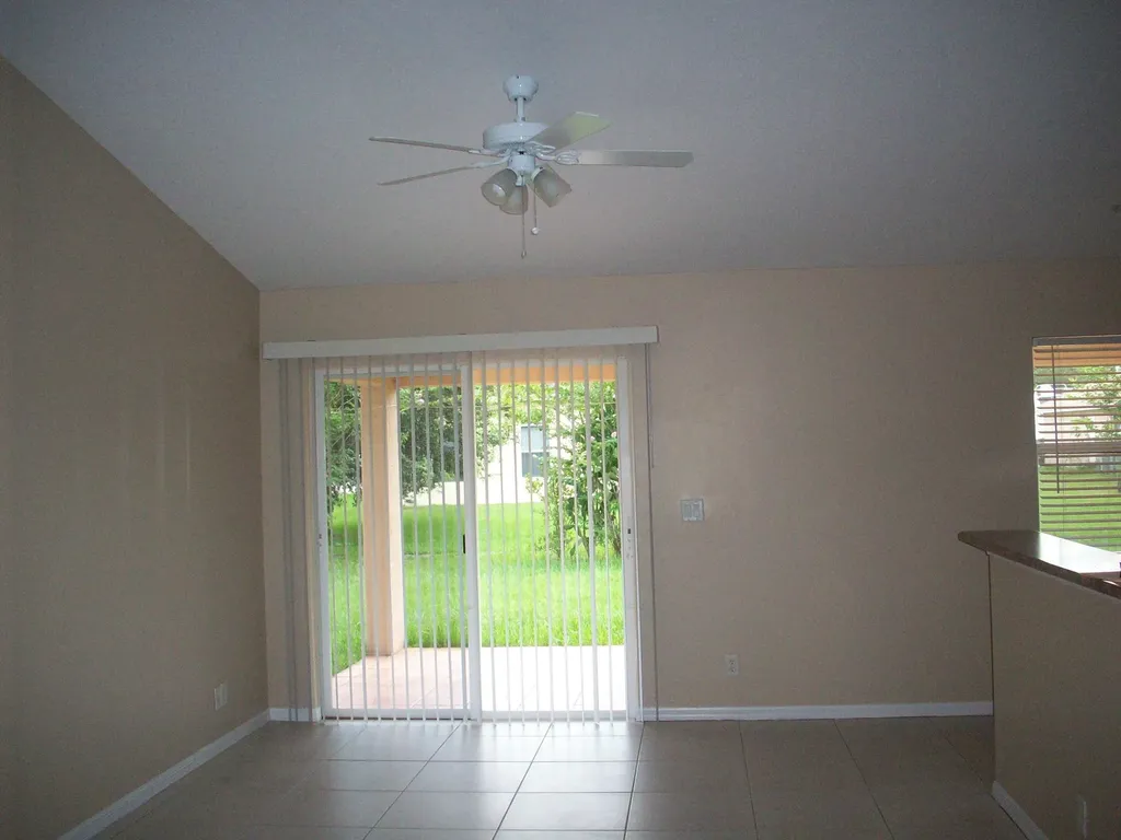 1862 SW Grant Avenue Port St Lucie FL 34953