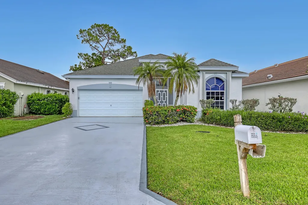 101 Meadowlands Drive Royal Palm Beach FL 33411
