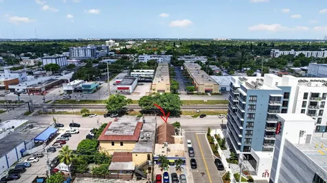 2040 Polk Street Hollywood FL 33020