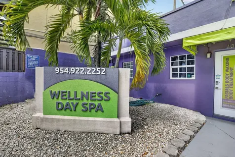 2040 Polk Street Hollywood FL 33020