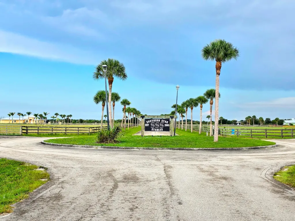 4 Sneed Road Fort Pierce FL 34945
