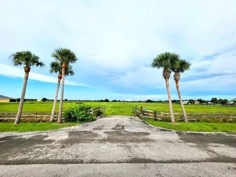 4 Sneed Road Fort Pierce FL 34945