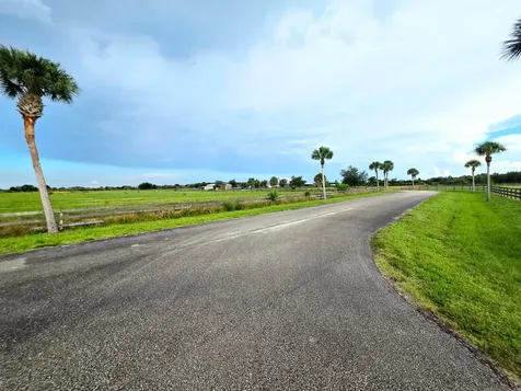 4 Sneed Road Fort Pierce FL 34945