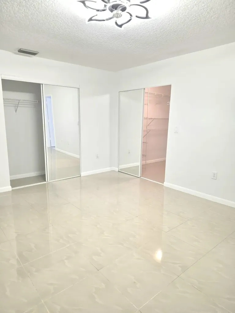 11534 NW 4th Manor Coral Springs FL 33071