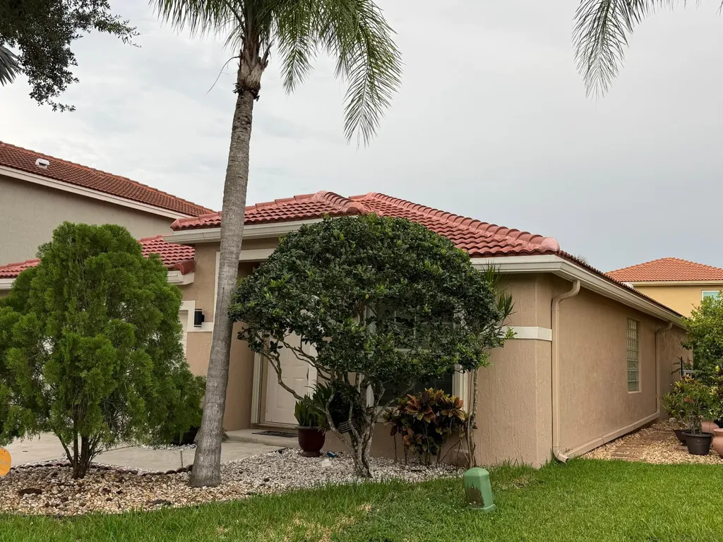 11534 NW 4th Manor Coral Springs FL 33071