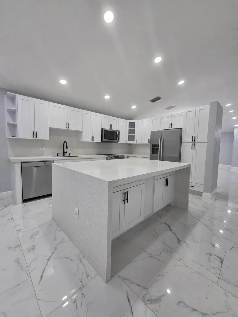 11534 NW 4th Manor Coral Springs FL 33071