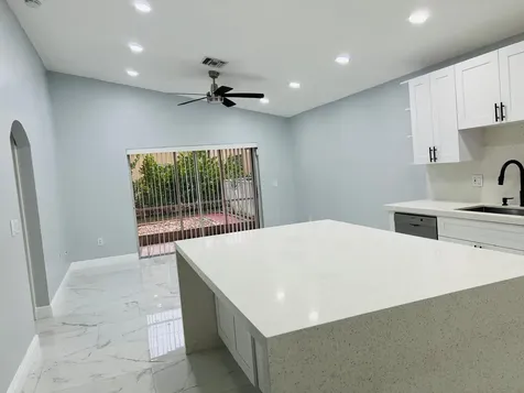 11534 NW 4th Manor Coral Springs FL 33071