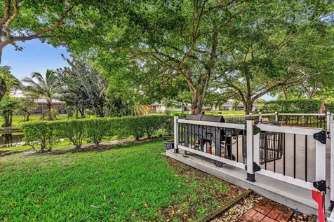 11251 Lakeview Drive Coral Springs FL 33071