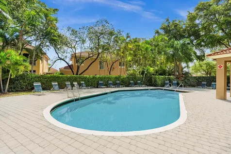 11251 Lakeview Drive Coral Springs FL 33071