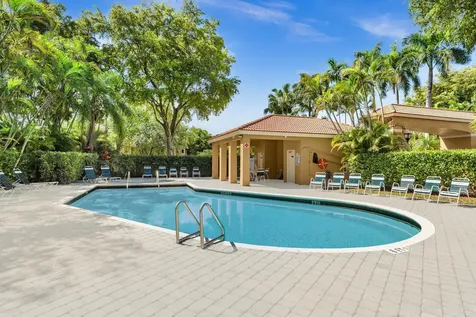 11251 Lakeview Drive Coral Springs FL 33071