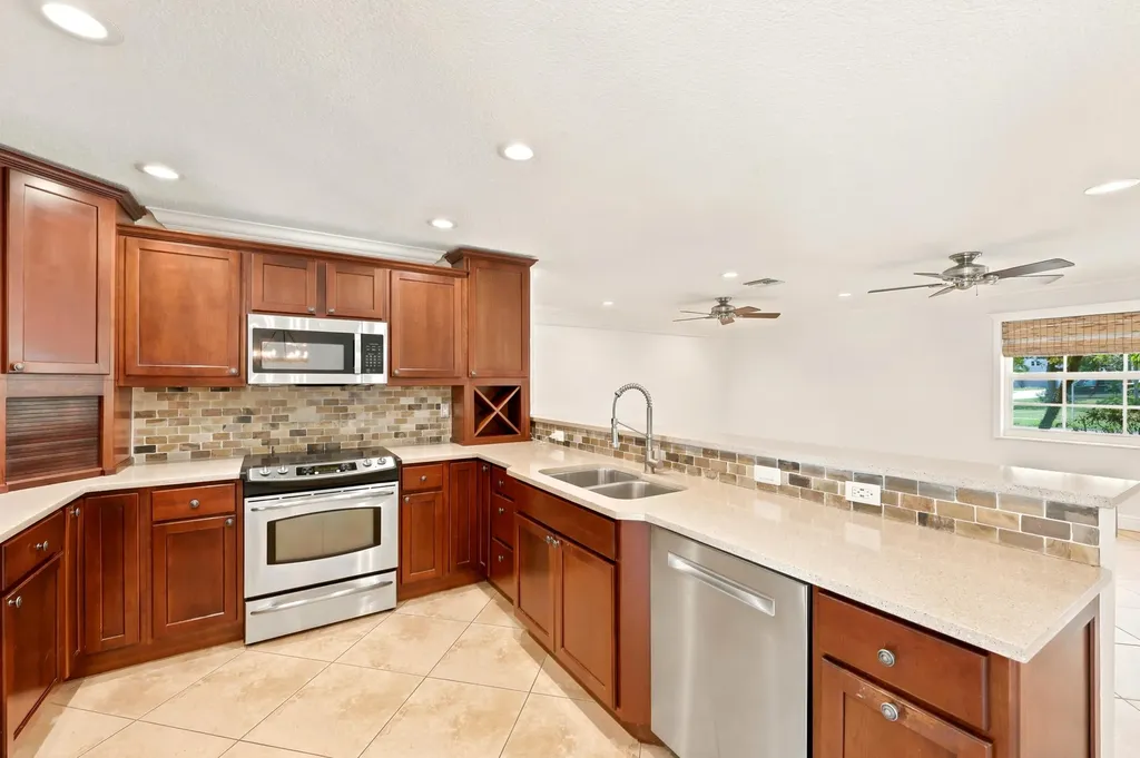 1222 SW 5th Street Boca Raton FL 33486