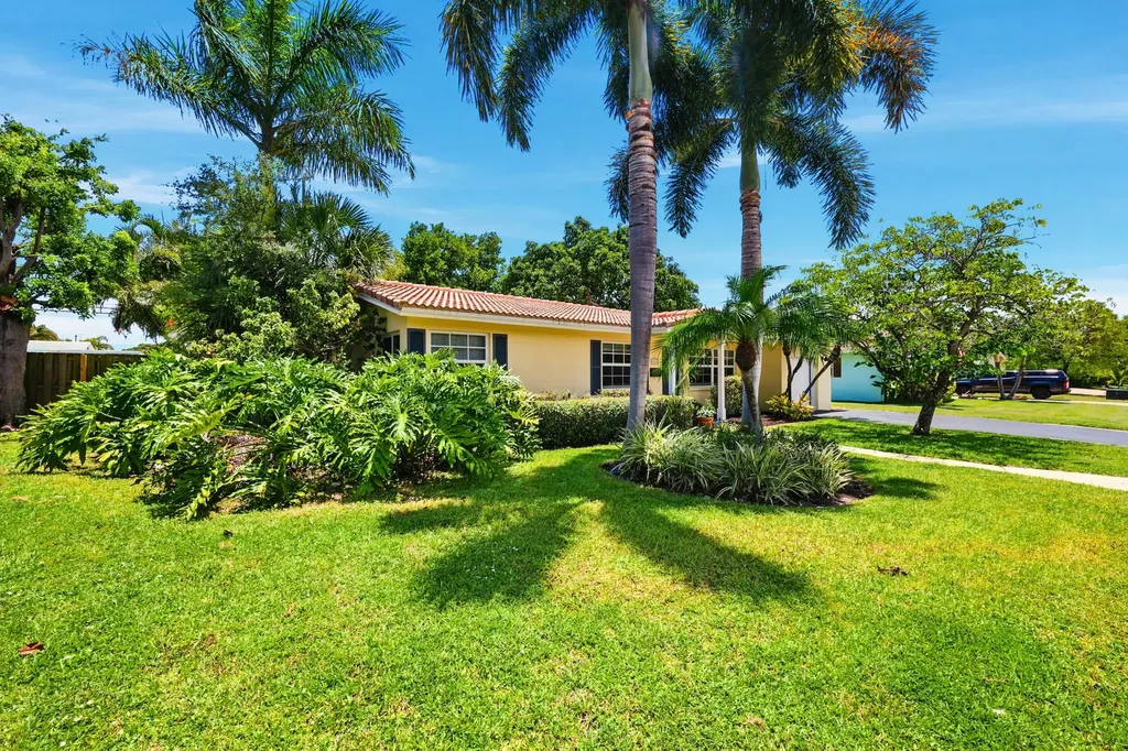 1222 SW 5th Street Boca Raton FL 33486