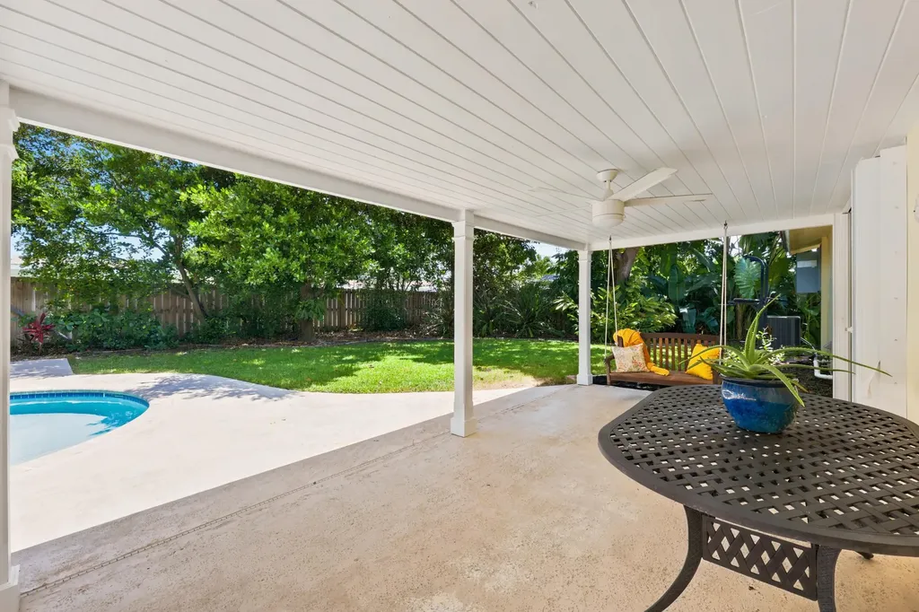 1222 SW 5th Street Boca Raton FL 33486