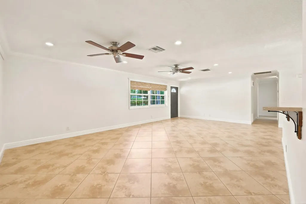 1222 SW 5th Street Boca Raton FL 33486