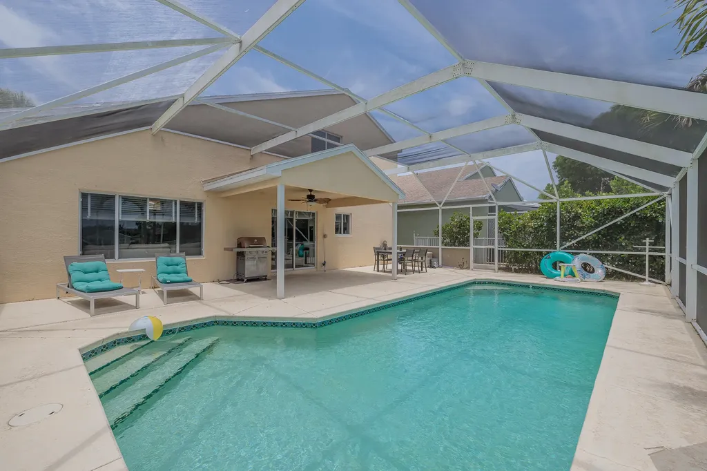 4716 SE Winter Haven Court Stuart FL 34997