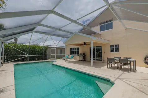4716 SE Winter Haven Court Stuart FL 34997