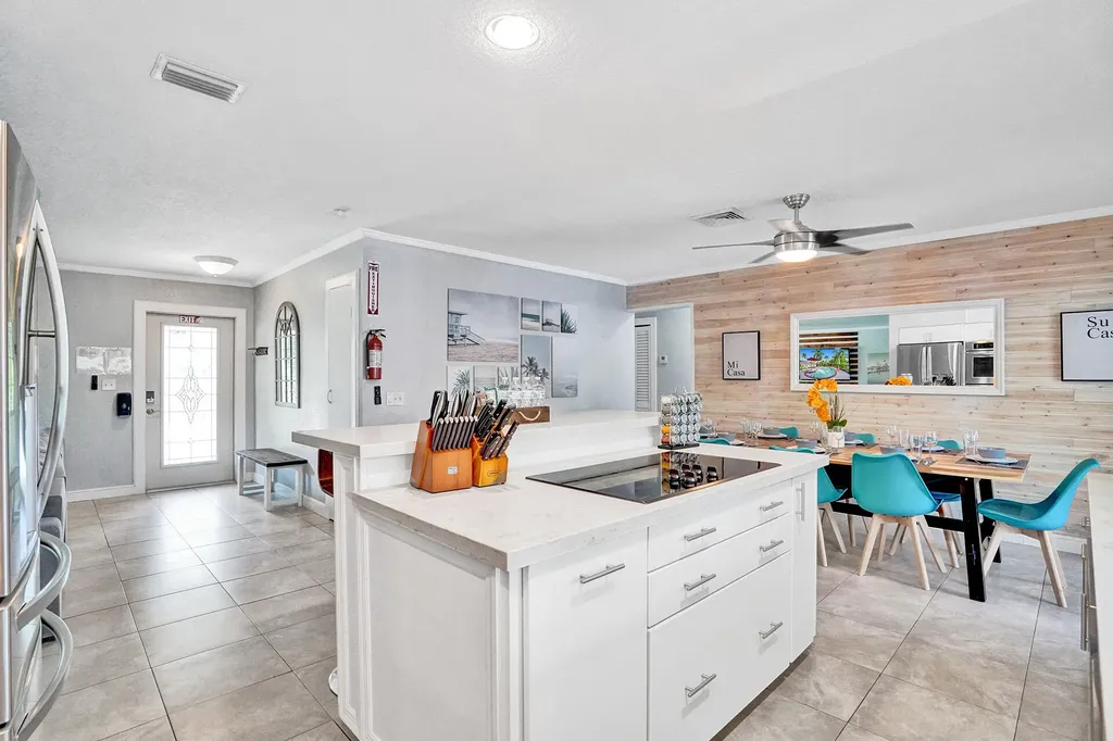 1516 Scott Street Hollywood FL 33020